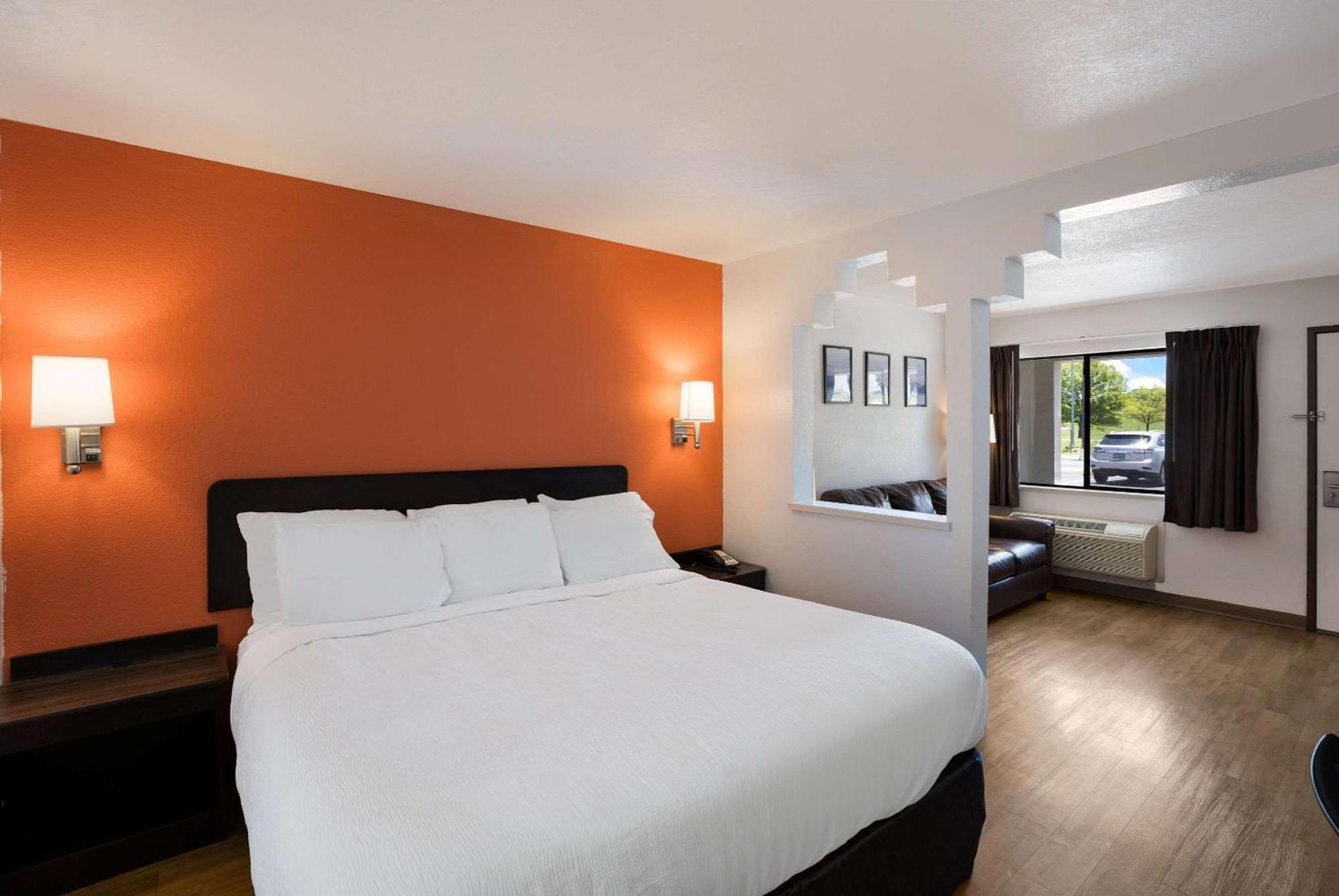 Quality Inn & Suites Junction Esterno foto