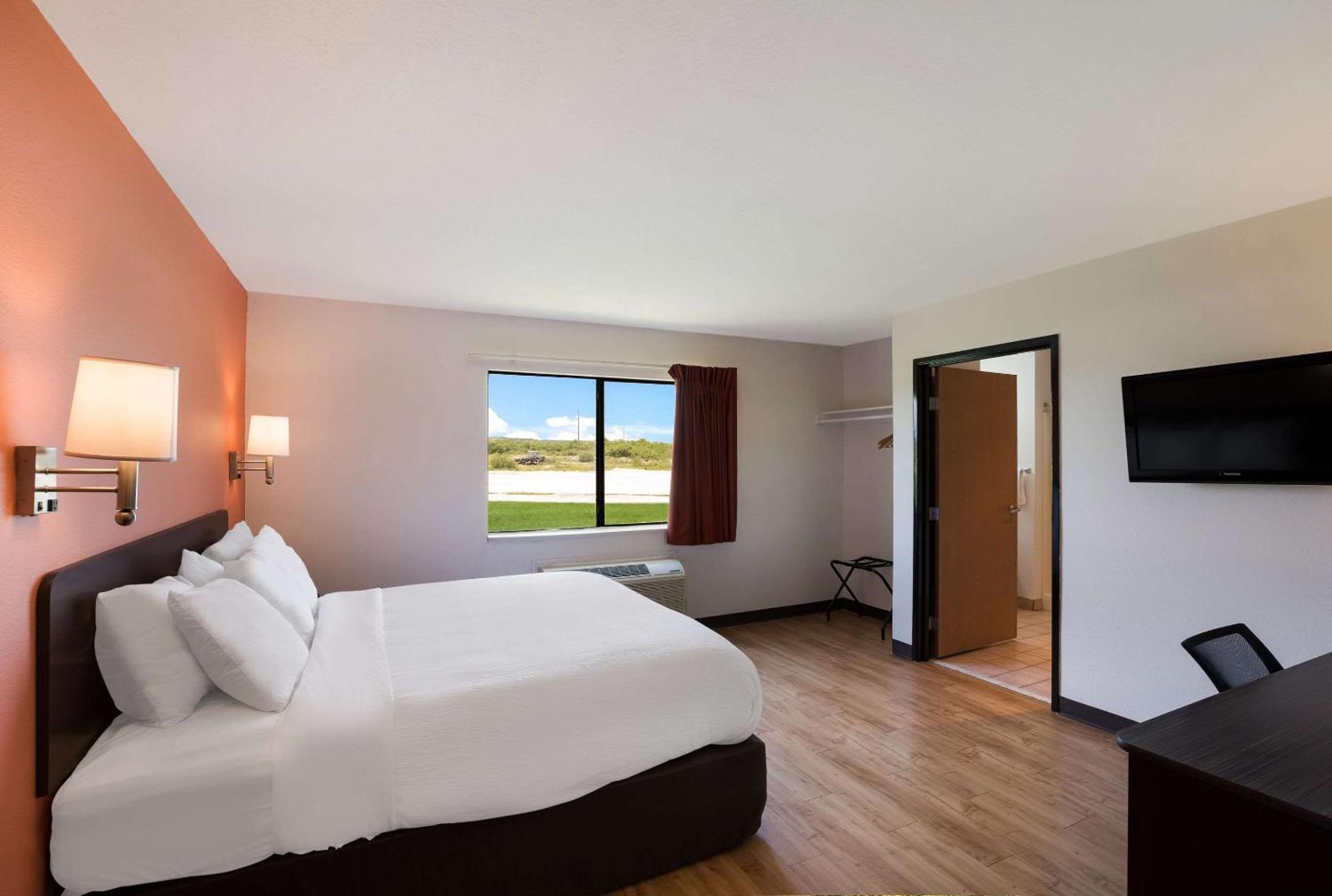 Quality Inn & Suites Junction Esterno foto