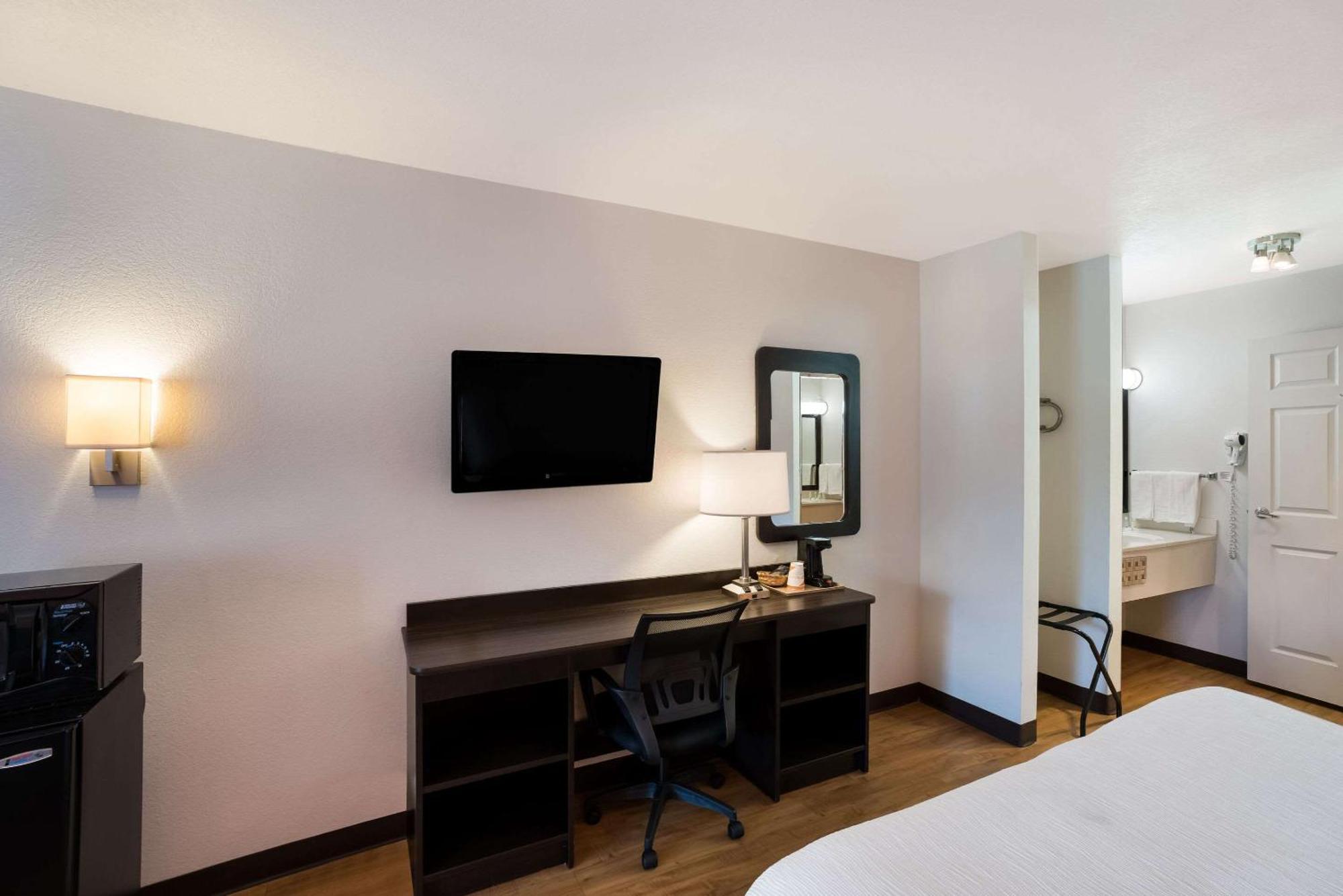 Quality Inn & Suites Junction Esterno foto